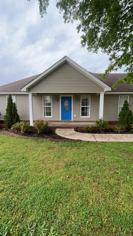 202 James St, Muscle Shoals, AL 35661