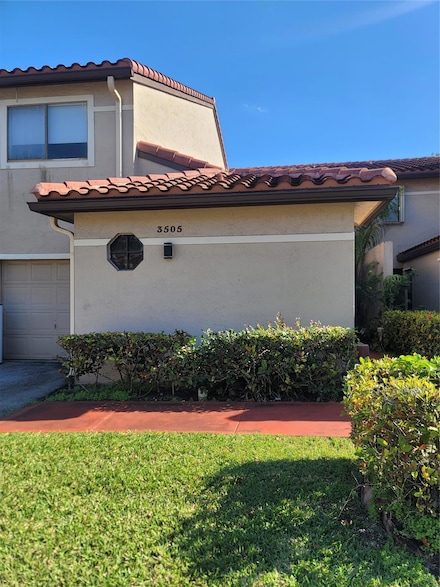 3505 Inverrary Blvd W, Lauderhill, FL 33319