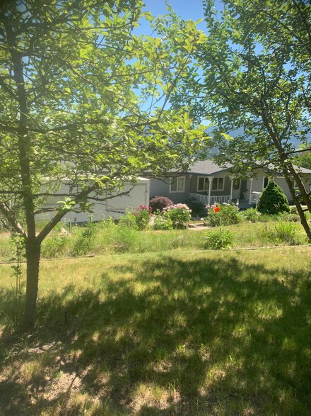 985 Townsend Sackman Rd, Colville, WA 99114