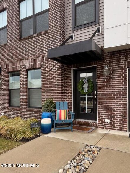 42 Midway Rd S, Tinton Falls, NJ 07724