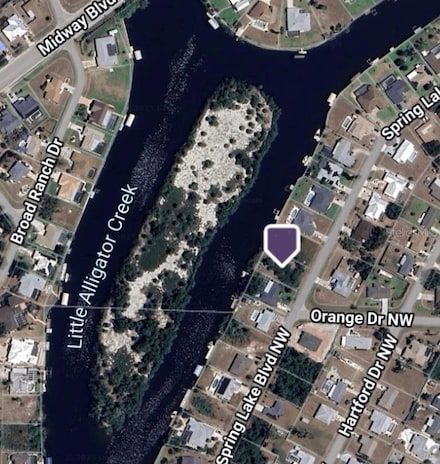 654 Spring Lake Blvd NW, Port Charlotte, FL 33952