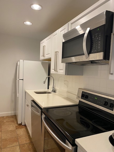 2353 Massachusetts Ave Unit 24, Cambridge, MA 02140