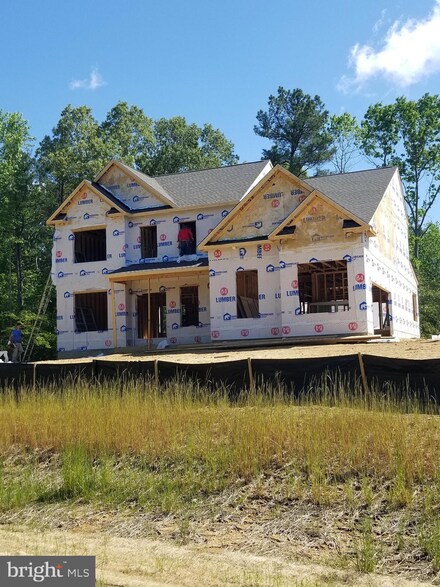 7422 Coneflower Ct, Bryantown, MD 20617