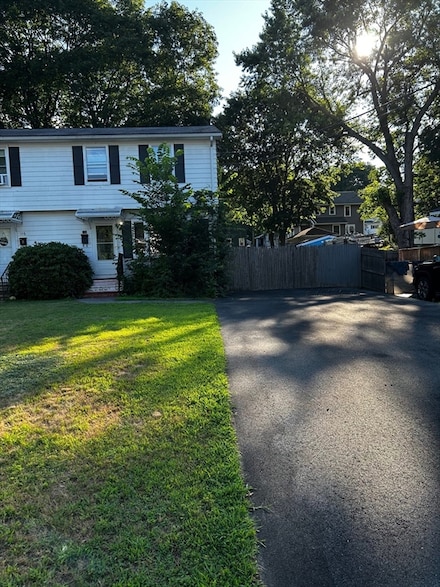 114 Henshaw St, Worcester, MA 01603