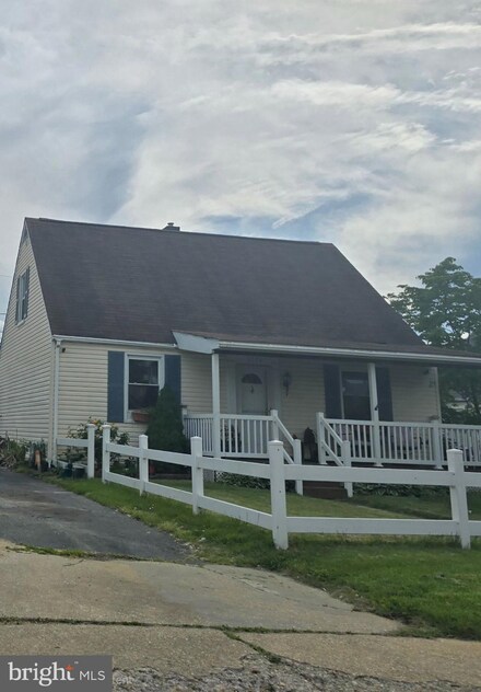 1776 Brookview Rd, Dundalk, MD 21222