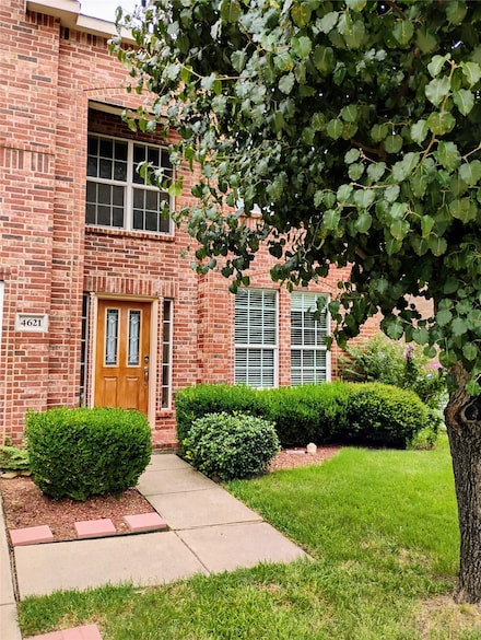 4621 Fox Sedge Ln, Denton, TX 76208