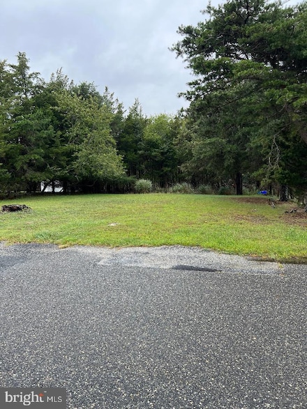 52 Ocean Blvd, Little Egg Harbor Township, NJ 08087