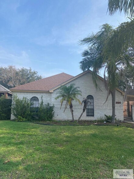 24025 Augusta Dr, Harlingen, TX 78552