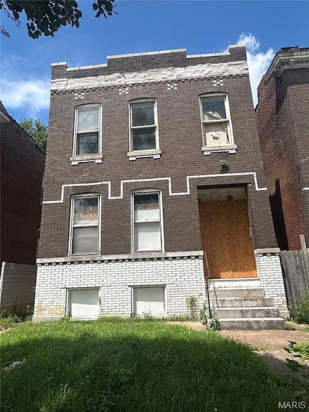 3715 Pennsylvania Ave, Saint Louis, MO 63118