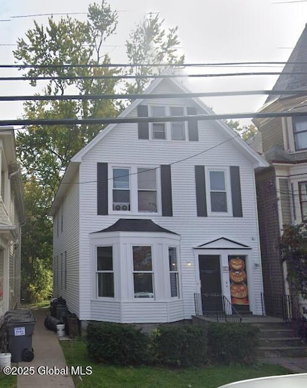 22 1/2 Union Ave, Schenectady, NY 12308