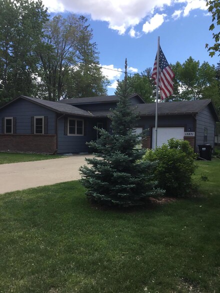 13871 Central Ave, Becker, MN 55308