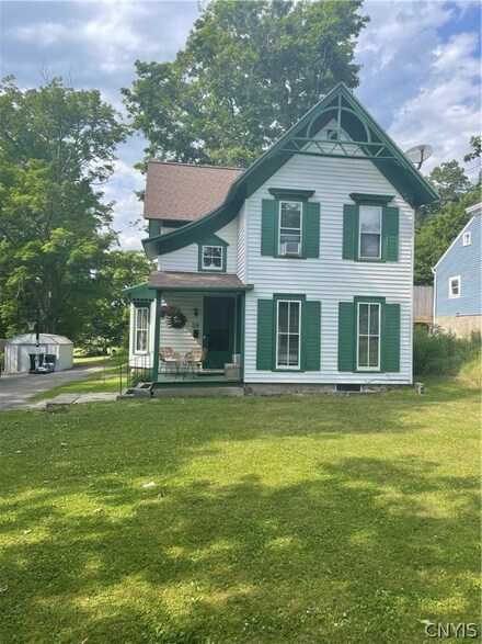 59 E State St, Sherburne, NY 13460