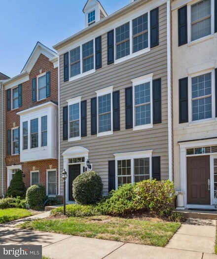 14600 Crossfield Way, Woodbridge, VA 22191
