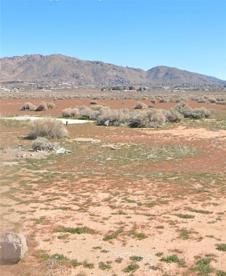 22724 Thunderbird Rd, Apple Valley, CA 92307