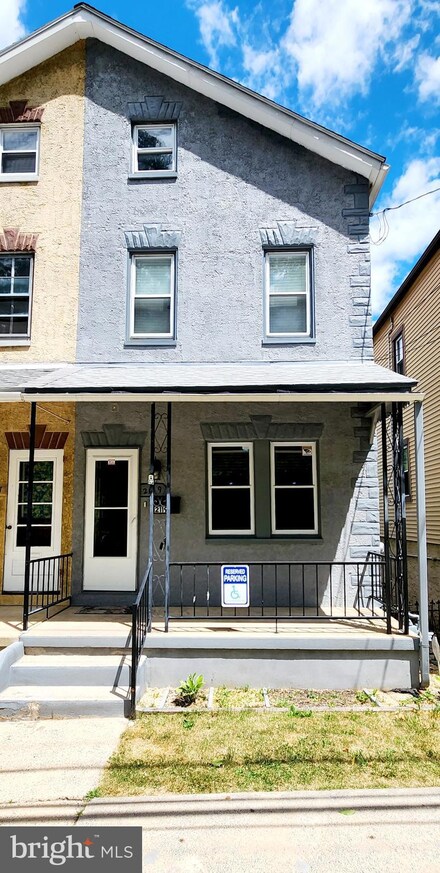 2119 Fairview Ave, Reading, PA 19606