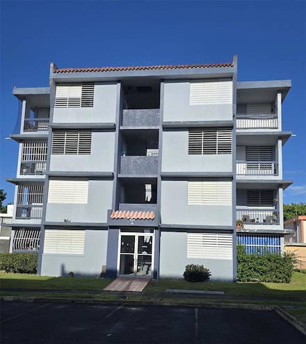 C/10 Guadiana Parque Las Mercedes T 3-B Unit T3B, Caguas, PR 00725