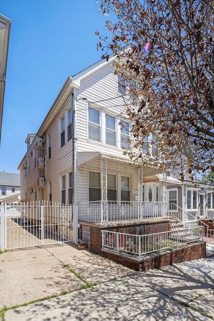 1002 74th St, North Bergen, NJ 07047