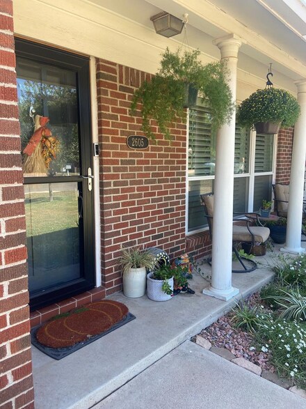 2605 W Dengar Ave, Midland, TX 79705