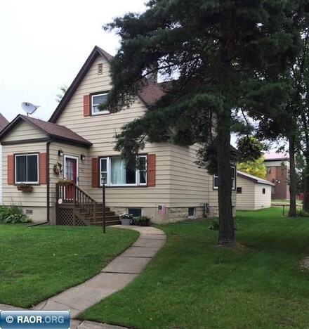 105 5th Ave N, Biwabik, MN 55708