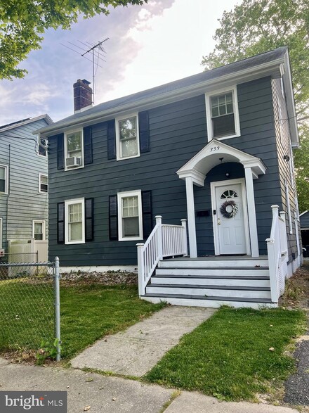 333 New Market St, Salem, NJ 08079
