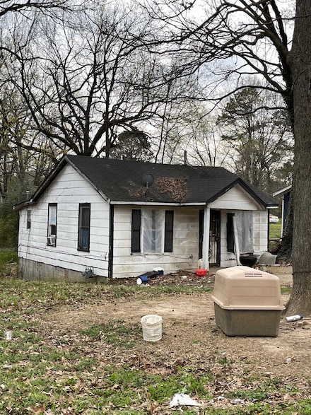 1879 Cedarhurst Ave, Memphis, TN 38127