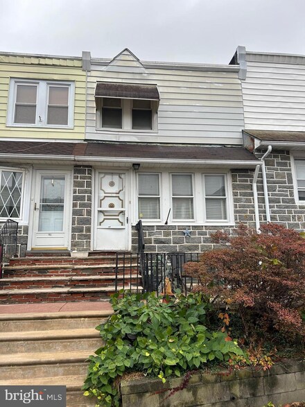 151 N Carol Blvd, Upper Darby, PA 19082