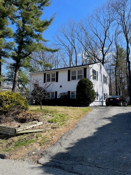 25 Joppa Rd, Worcester, MA 01602