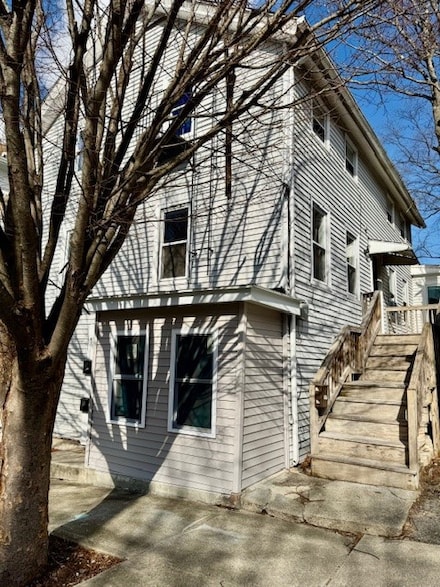 51 Dunnell Ave, Pawtucket, RI 02860