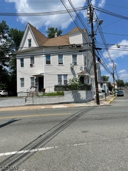 329 Wagaraw Rd Unit 10, Hawthorne, NJ 07506