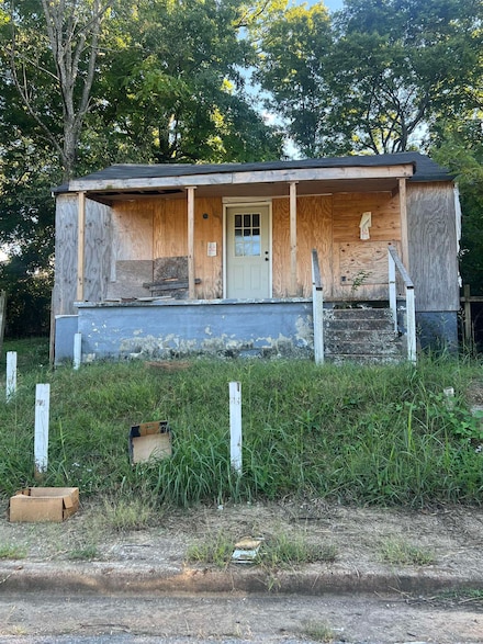 1253 Capital Dr, Memphis, TN 38107