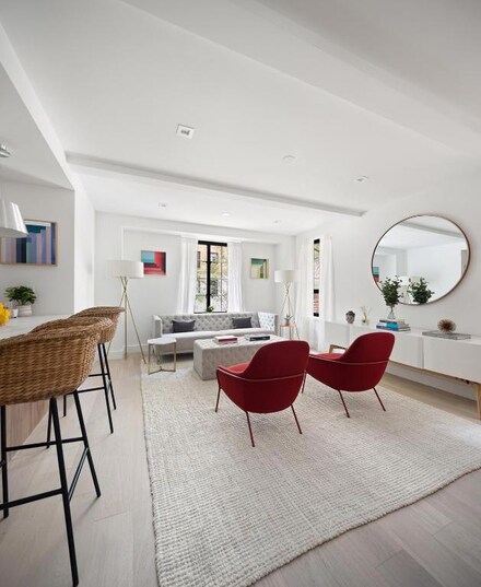 201 W 16th St Unit 2-A, New York, NY 10011