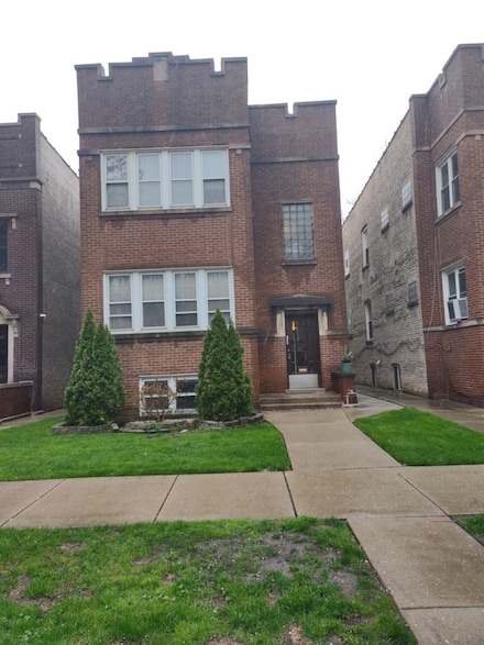 5754 N Rockwell St, Chicago, IL 60659