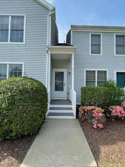 234 Laura Blvd, Norwich, CT 06360