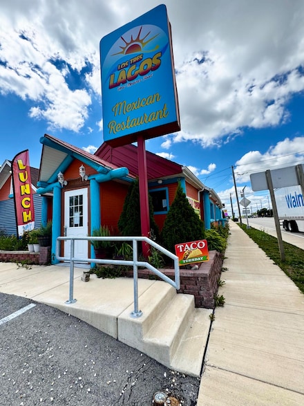 24231 75th St, Salem, WI 53168