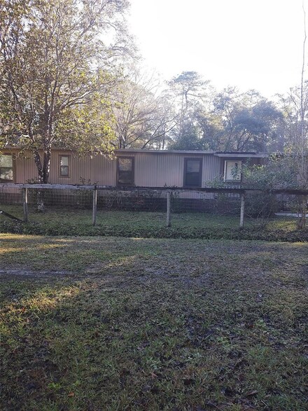 16311 NE 142nd Ct, Fort McCoy, FL 32134