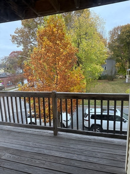 97 Courtland St Unit 2, Worcester, MA 01602