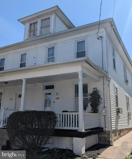 116 W Broad St, Elizabethville, PA 17023