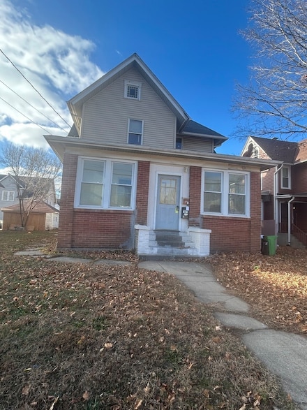 1021 7th St, Rockford, IL 61104