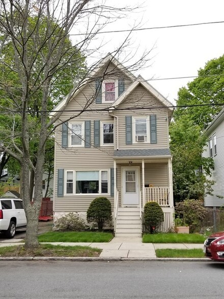 15 Spruce St, Malden, MA 02148