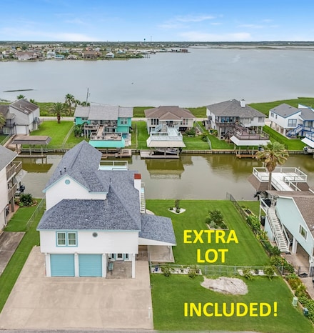 7 N Flamingo St, La Marque, TX 77568