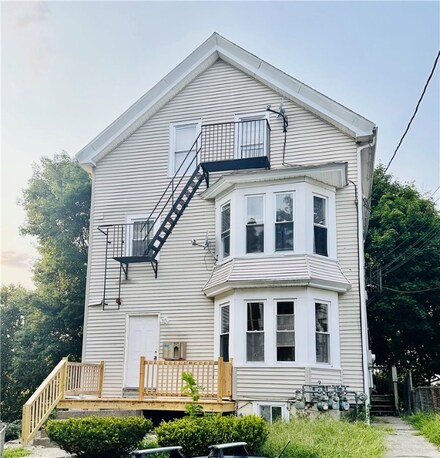 75 W Park Place, Woonsocket, RI 02895