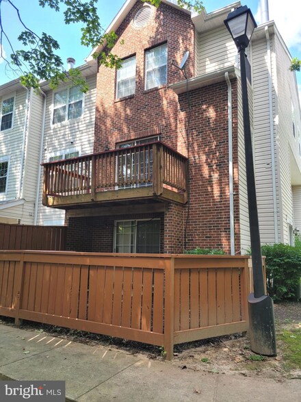 4629 Deepwood Ct, Bowie, MD 20720