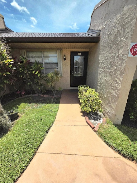 163 Lake Gloria Dr, West Palm Beach, FL 33411