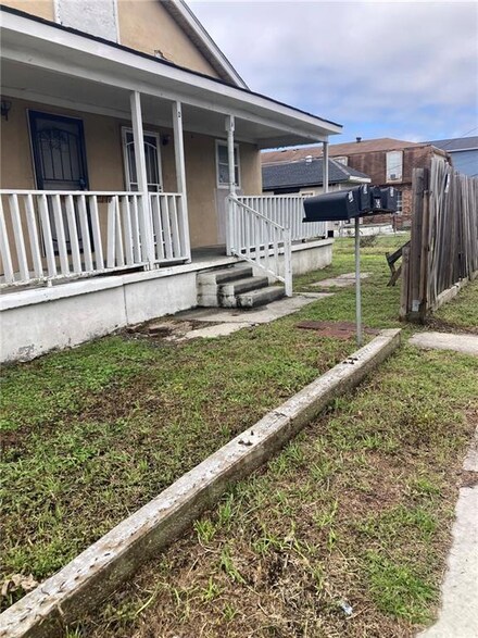2900 Pauger St, New Orleans, LA 70119
