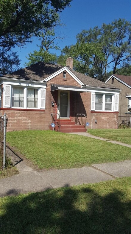 662 Illinois St, Gary, IN 46402