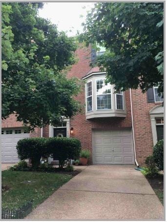 676 Huffine Manor Cir, Franklin, TN 37067