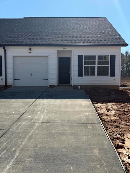 358 Bordeaux Dr, Thomson, GA 30824