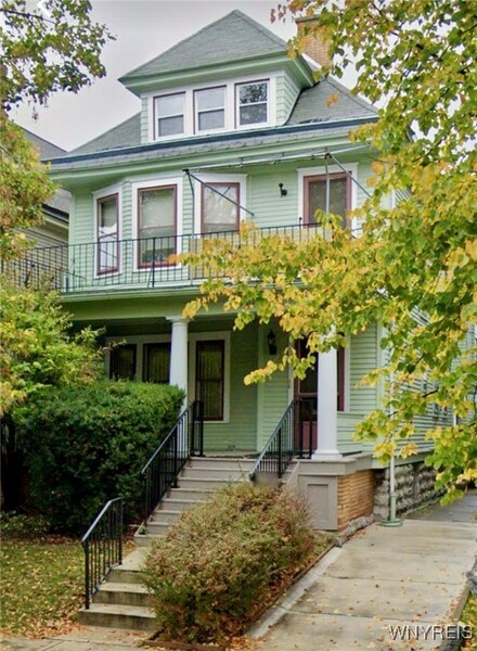484 Breckenridge St, Buffalo, NY 14213