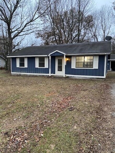 1218 E 16th St, Pittsburg, KS 66762