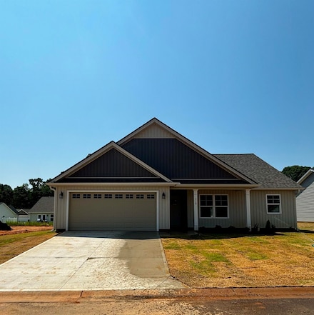 115 Brently Dr, Chesnee, SC 29323